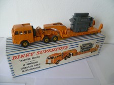Tracteur BERLIET et reorque surbaissée porte transfo Dinky toys Ref 898 en boite