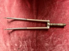 Fourche 138mm  PEUGEOT en acier pour cadre de velo 25×100 700/650 D8