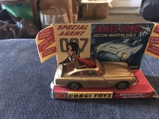 CORGI 1/43 JAMES BOND 007 ASTON MARTIN D 85 MADE IN BRITAIN RARE BON ETAT