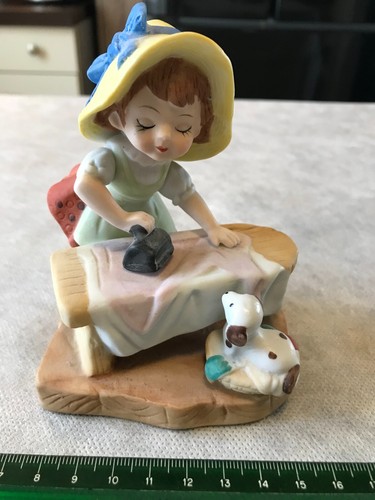 Ancien petite fille qui - ancien,
