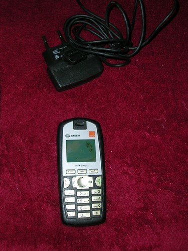 Lots deux téléphones - lots,