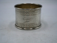 BEAU ROND DE SERVIETTE ARGENT