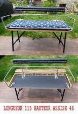 Ancienne banquette de carriole de calèche de voiture à cheval restaurée