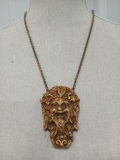 Collier  Pendentif Homme Tète de Faune Bronze ?