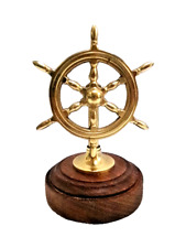 Barre à roue de gouvernail décoratif en laiton de table