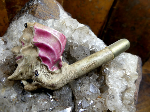 Pipe terre cuite sculptee - pipe, en