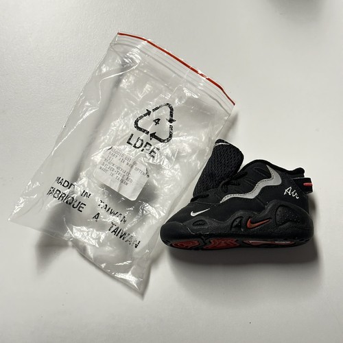 Sample une chaussure nike air - chaussure,