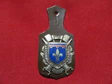 INSIGNE PUCELLE SAPEURS POMPIERS DE MANOSQUE ALPES HAUTE PROVENCE