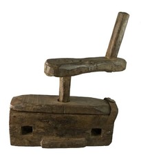 Moulin à épices vintage en bois du Népal- Grinder- Outil art populaire - 7098