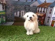 Ancienne peluche chien spitz ? 15 x 7 cm