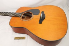 Guitare acoustique YAMAHA FG3