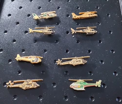 Pin lot 8 - pin’s, de
