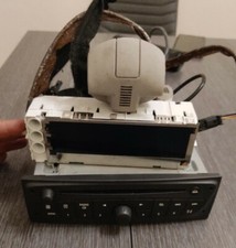 Autoradio ,l'afficheur , micro