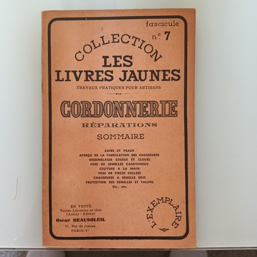 Collection les livres jaunes - les,