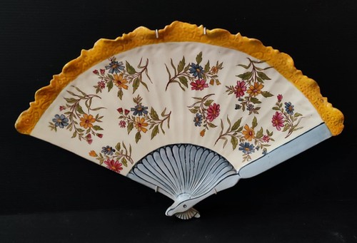 Eventail decor floral faience - eventail,