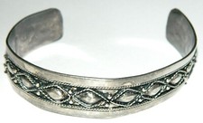 joli bracelet en argent