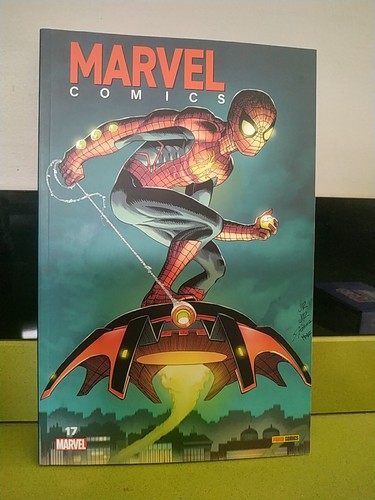 Marvel comics 17 couverture - #,
