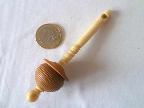Ancien sifflet hochet - sifflet,