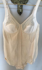 Simone Pérèle  body shaper