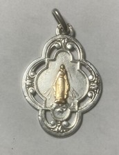 Médaille religieuse ancienne  " Sainte Vierge " - argent massif et or