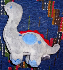 BB2/ DOUDOU PELUCHE DINOSAURE PEGASE GRIS BLEU ROUGE 20 CM  KOM 9