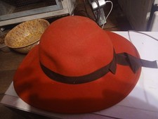 Ladies Bonnet Hat