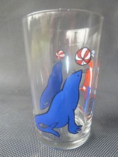 Ancien verre à moutarde