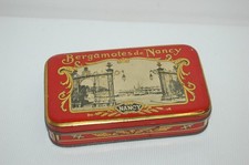 Ancienne belle boîte en