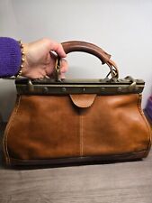 Sac artisanal mallette vintage style docteur en cuir souple marron glacé