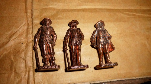 Kinder metal lot 3 - ,