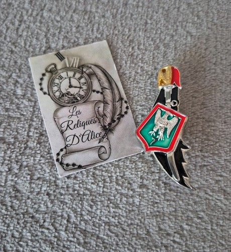Insigne militaire e - 7,