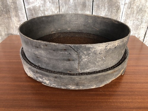 Ancien tamis farine bois - tamis, a