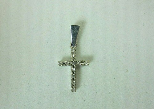 Pendentif croix blanc 18 - en,