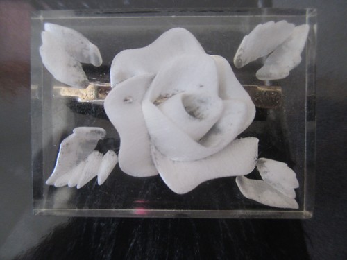 Broche ancienne lucite - broche, en