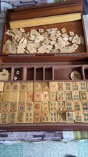 MAHJONG COFFRET BOIS 144 TUILES BAMBOU+4 REGLETTES+2 DES+ FICHES OCCASION