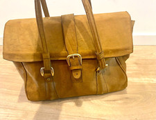 Ancienne Sacoche En Cuir