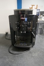 Expresso avec broyeur KRUPS model YY4046FD (Occasion)