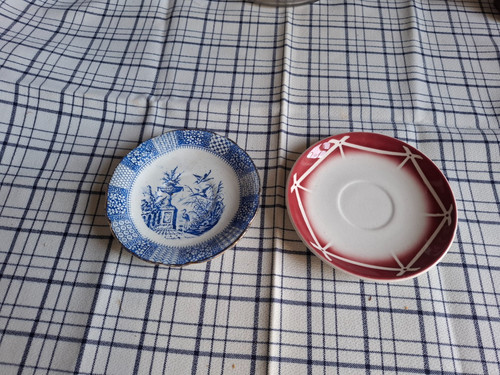 Deux sous tasses dentelle - deux,