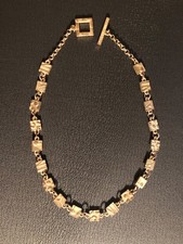 BICHE DE BERE COLLIER Bijou