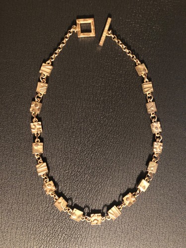 Biche bere collier - biche,