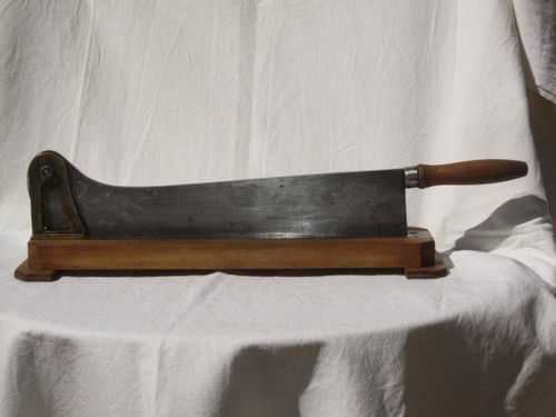 Ancien coupe pain - ancien, art