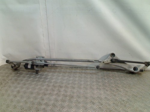 Moteur tringlerie essuie - +,