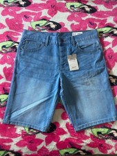 Short en Jean Primark neuf taille 40
