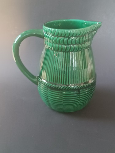 Pichet barbotine vert - **pichet, en