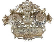 Encrier double rococo en laiton doré – France XIXe – Accessoire d’écriture