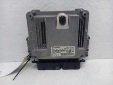 Calculateur moteur PEUGEOT 308