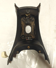 Protège jambe origine pour scooter Piaggio 125 X8 2004-2005 ZAPM36300 / 620908