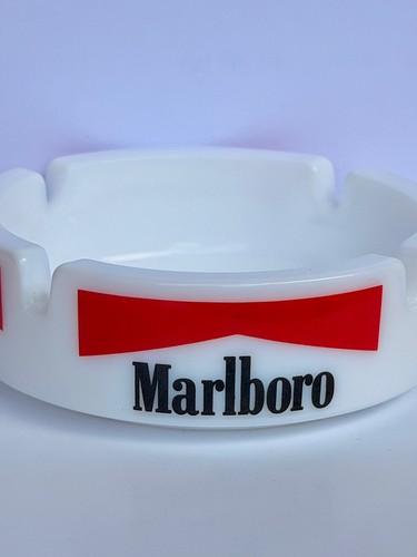 Cendrier marlboro - cendrier,