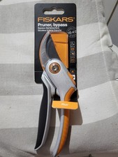 Sécateur Fiskars Tout En Fer
