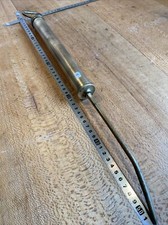 (N° 4 old tool  / OUTIL